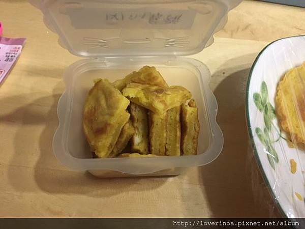 鬆餅剪小片 鬆餅剪小片