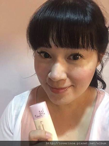 完妝後拿漾緁