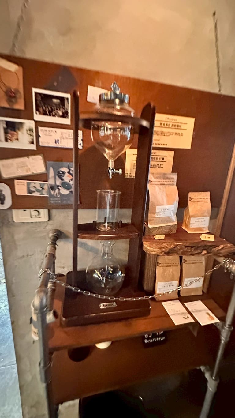🏛️ 大安區下午茶推薦！森林系老宅 CAFE 遇見韓式道地美食，享受不被催促的愜意午後時光