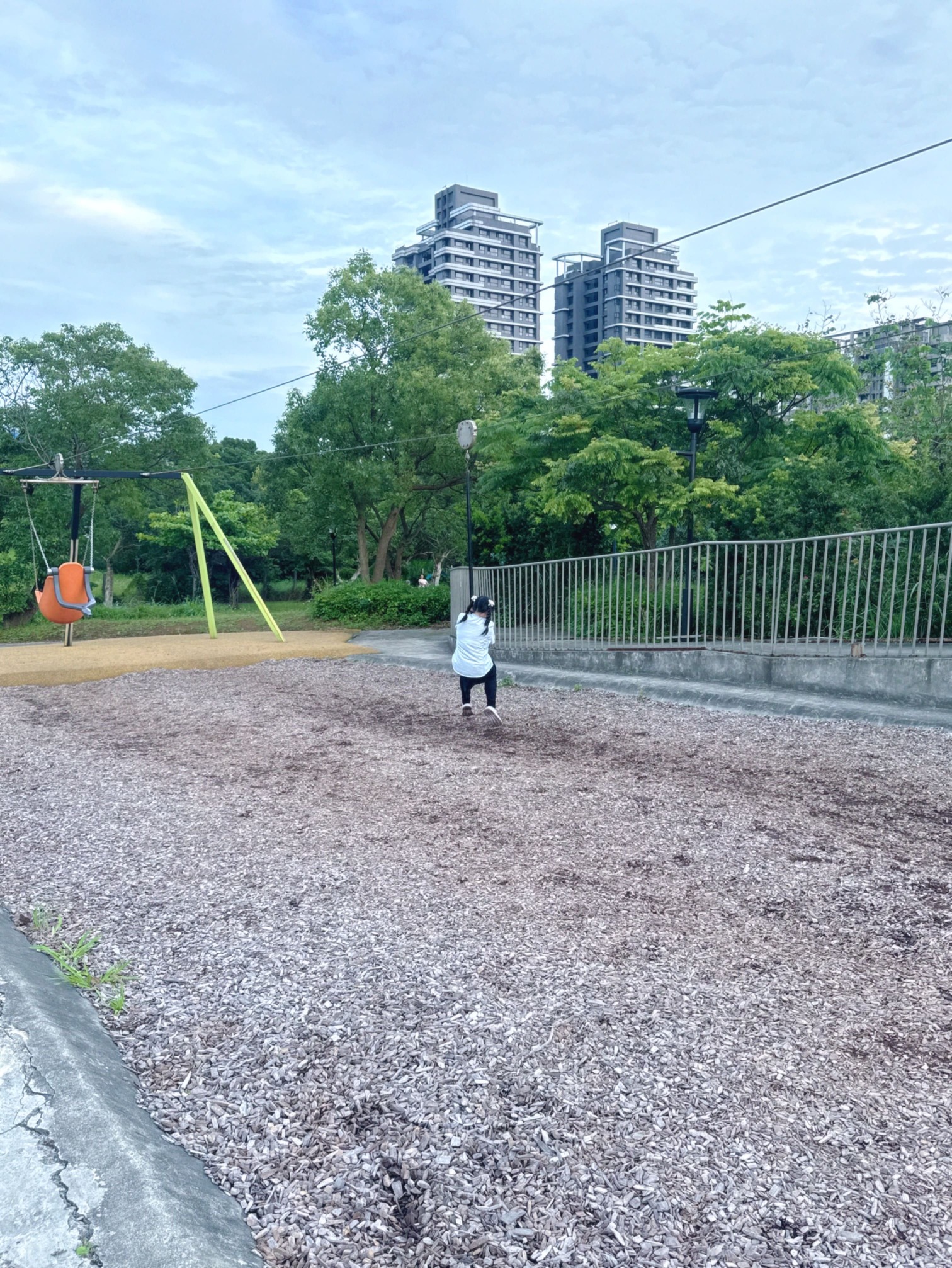 🚇【淡水景點推薦】親子經典必訪、超好拍又好玩的「輕軌造型主題公園」✨