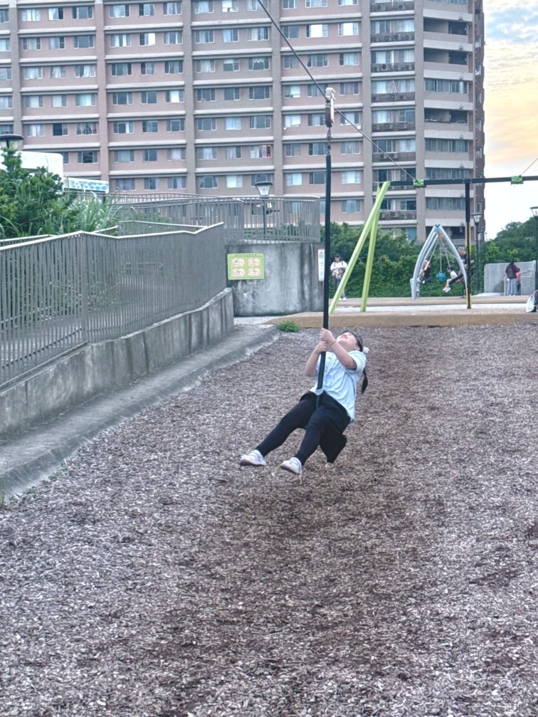 🚇【淡水景點推薦】親子經典必訪、超好拍又好玩的「輕軌造型主題公園」✨