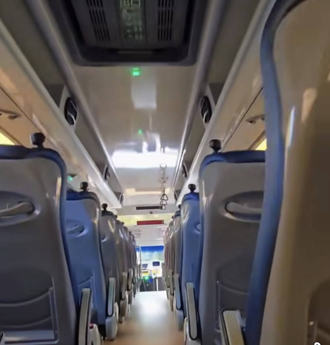 🚌［淡江大橋通車］亮點！最新公車路線啟動、大幅縮短路程，淡水到桃園機場看飛機半日遊，期間限定優惠車票（單趟5元）預約教學